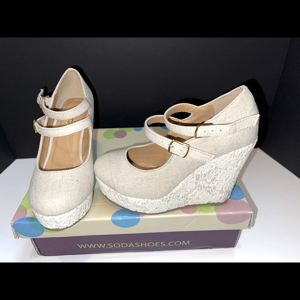 Wedges cream color size5
